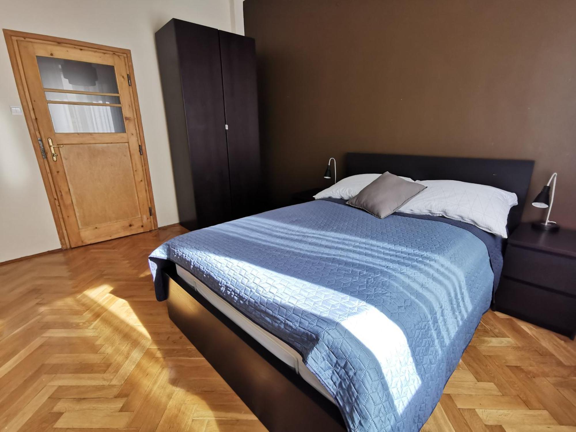 Cozy Spacious Apartment With Balcony Krasków Εξωτερικό φωτογραφία