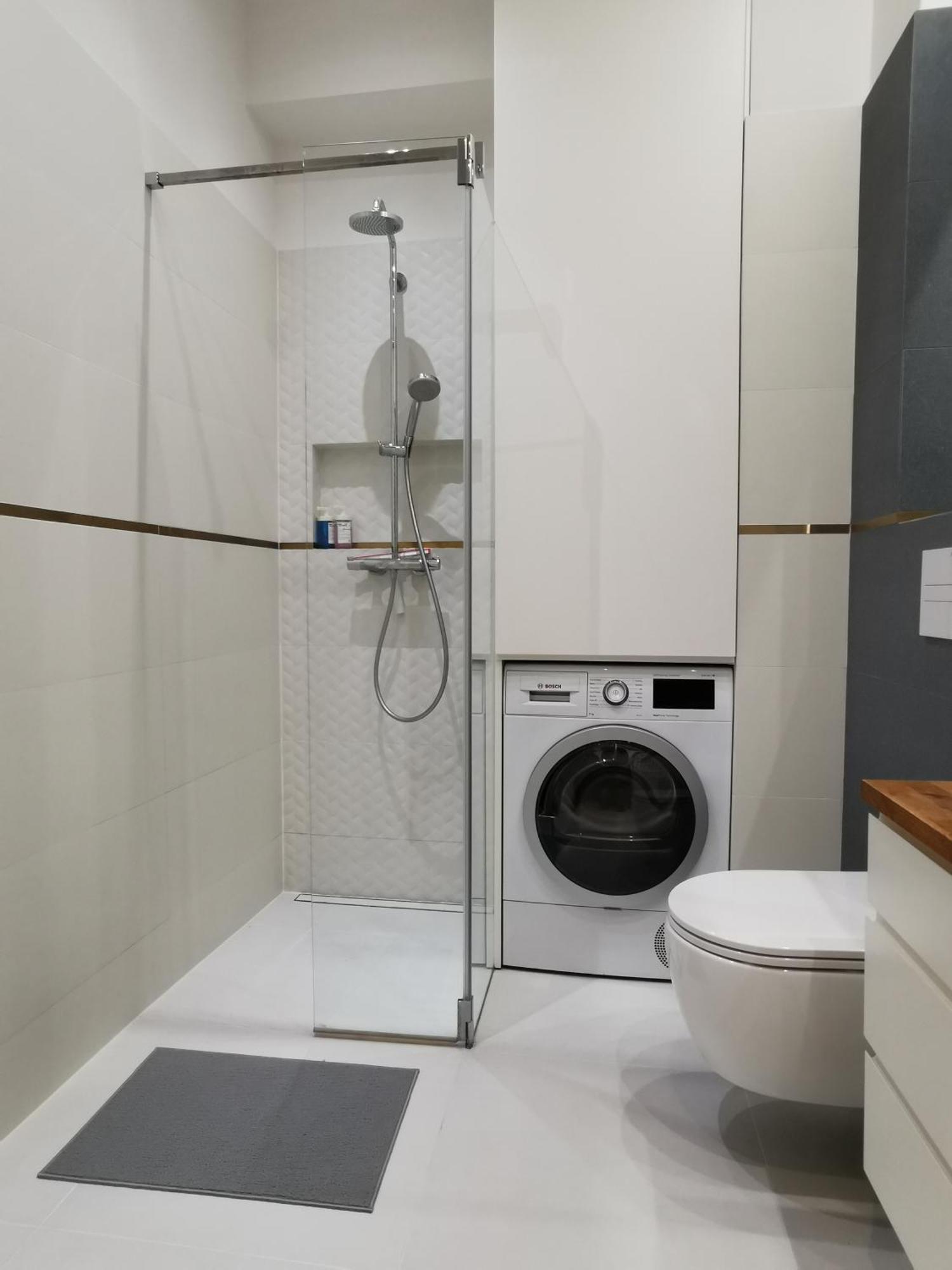 Cozy Spacious Apartment With Balcony Krasków Εξωτερικό φωτογραφία